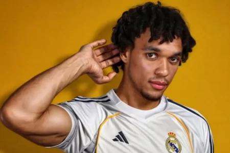 Trent Aleksander-Arnoldun "Real Madrid"ə keçəcəyi tarix bəlli oldu